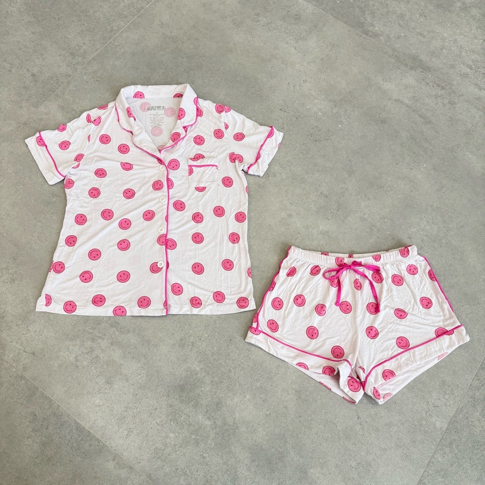 KATIE J NYC Lynn smiley pajamas XS Katiejnyc